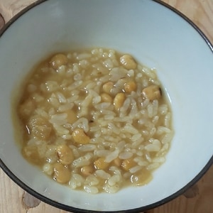 煎り大豆のバターカレー風味雑炊(おかゆ)